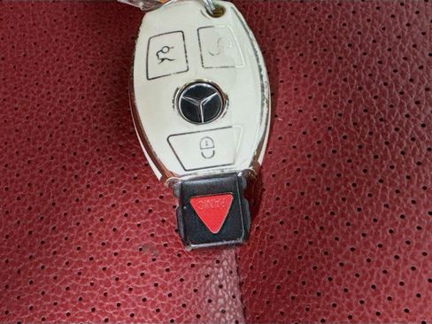 Used 2019 Mercedes-Benz GLC 300 4MATIC Coupe image 36