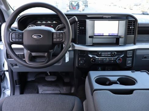 New 2026 Ford F250 XL w/ XL Off-Road Package image 5