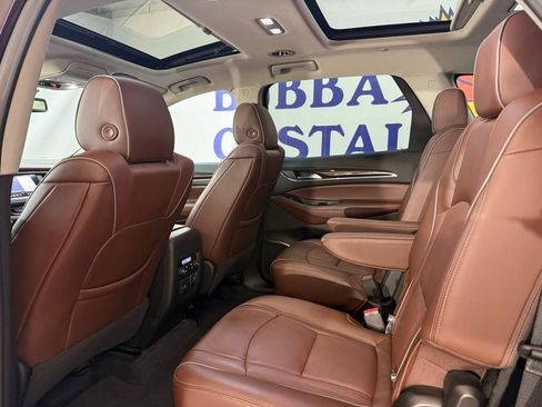 Used 2020 Buick Enclave Avenir FWD image 17