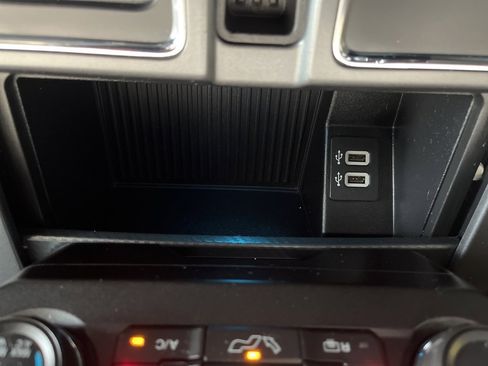 Used 2020 Ford F150 XLT w/ Equipment Group 302A Luxury image 21