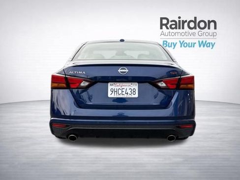 Used 2023 Nissan Altima 2.5 SR FWD image 6