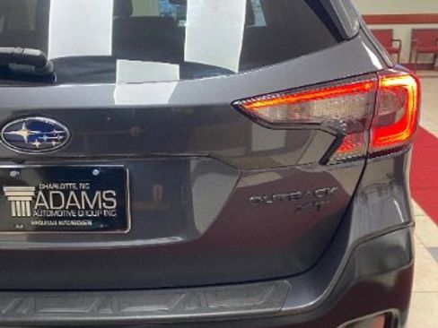 Used 2020 Subaru Outback Onyx Edition XT image 11