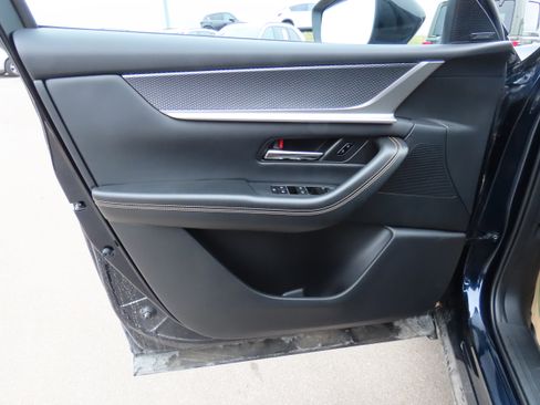 Certified 2025 MAZDA CX-90 Plug-In Hybrid w/Premium Sport image 24