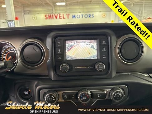 Certified 2021 Jeep Wrangler Unlimited Willys image 17