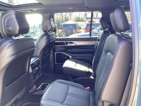New 2026 Jeep Grand Wagoneer L Limited AWD/4WD image 21