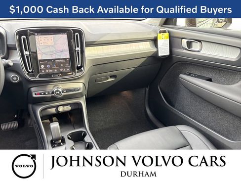 New 2026 Volvo XC40 B4 Core FWD image 9