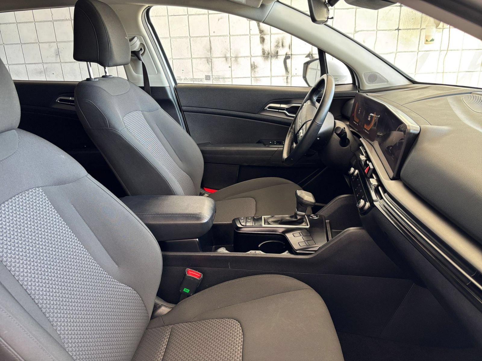 Used 2026 Kia Sportage LX FWD image 35