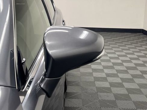 Used 2015 Lexus ES 350 w/ Luxury Package FWD image 22