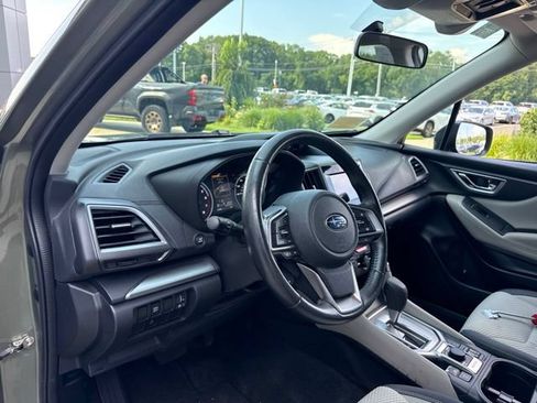 Used 2021 Subaru Forester Premium AWD/4WD image 14