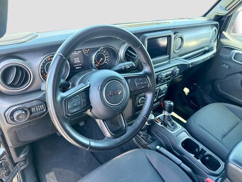 Used 2022 Jeep Wrangler Sport AWD/4WD image 10