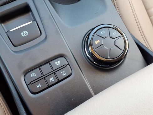 New 2025 Ford Ranger Lariat w/ Convenience Package image 20