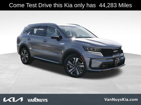 Used 2023 Kia Sorento SX Prestige w/ Panoramic Sunroof Package image 1