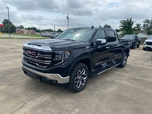 New 2025 GMC Sierra 1500 SLT w/ SLT Premium Plus Package image 2