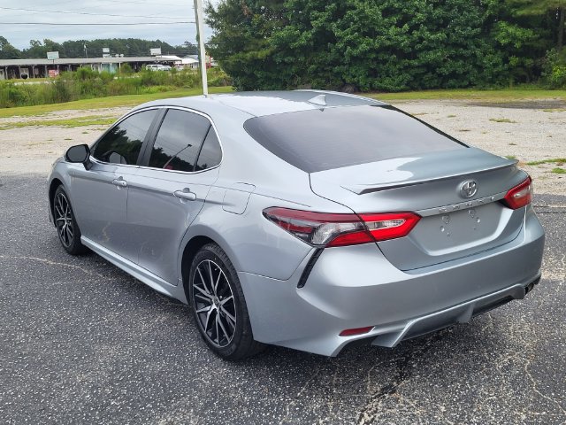 Used 2024 Toyota Camry SE FWD image 4