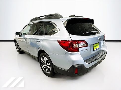 Used 2019 Subaru Outback 2.5i Limited w/ Popular Package #2 image 7
