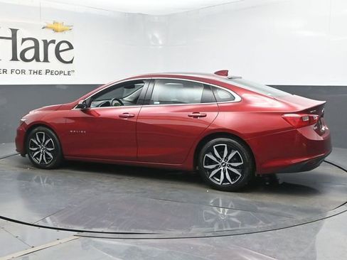 Used 2018 Chevrolet Malibu LT w/ Leather Package FWD image 50