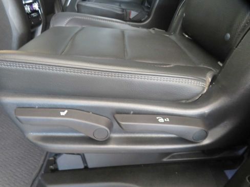 Used 2021 GMC Yukon Denali AWD/4WD image 21