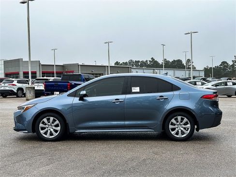 New 2026 Toyota Corolla LE image 5