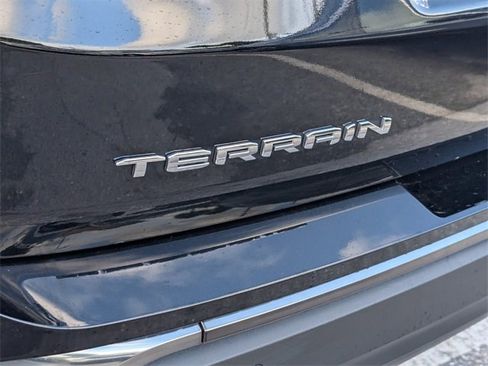 Used 2022 GMC Terrain AT4 w/ Infotainment Package II image 11