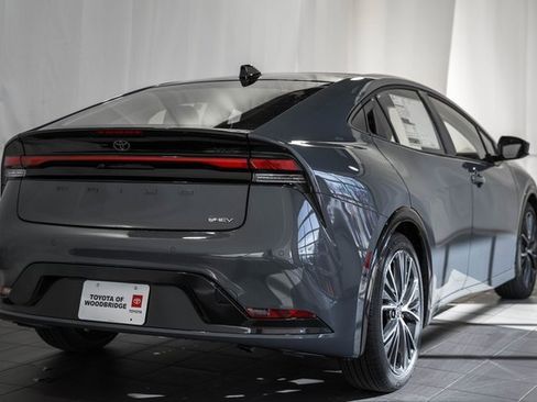New 2026 Toyota Prius XLE image 4