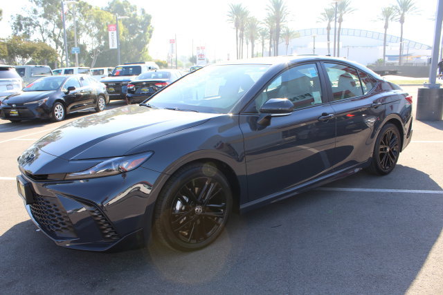 Certified 2026 Toyota Camry SE w/ Convenience Package FWD image 5