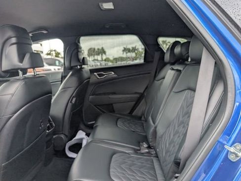 Used 2023 Kia Sportage X-Line AWD/4WD image 6