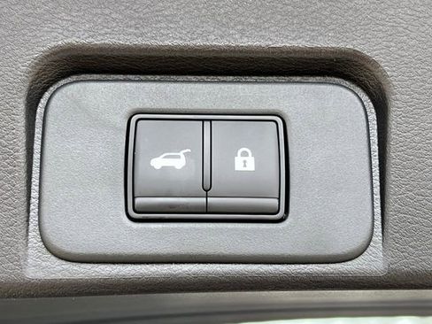 New 2026 Nissan Rogue SV w/ Cold Weather Package AWD/4WD image 33