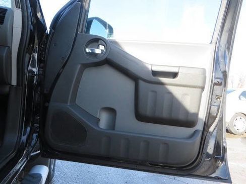 Used 2015 Nissan Xterra S w/ Value Package image 39