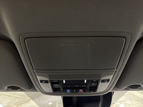 Used 2020 Acura MDX w/ Technology Package AWD/4WD image 35
