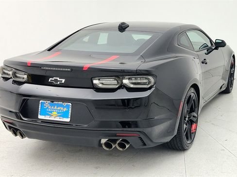 Certified 2021 Chevrolet Camaro LT image 6