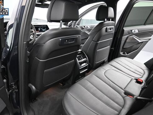 Used 2022 BMW X5 xDrive40i w/ M Sport Package AWD/4WD image 29