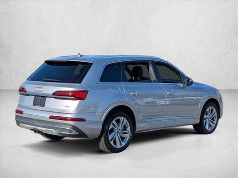 Used 2021 Audi Q7 2.0T Premium Plus w/ Executive Package image 5