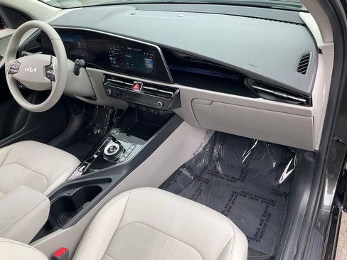 Used 2023 Kia Niro Wind FWD image 60