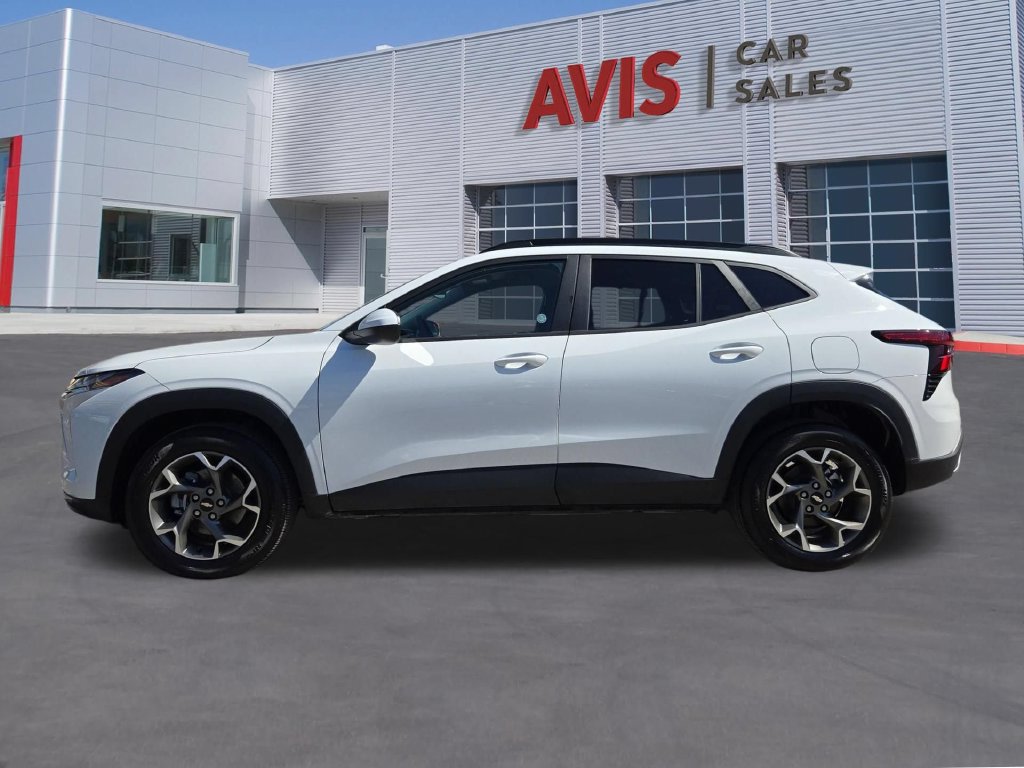Used 2026 Chevrolet Trax LT FWD image 10