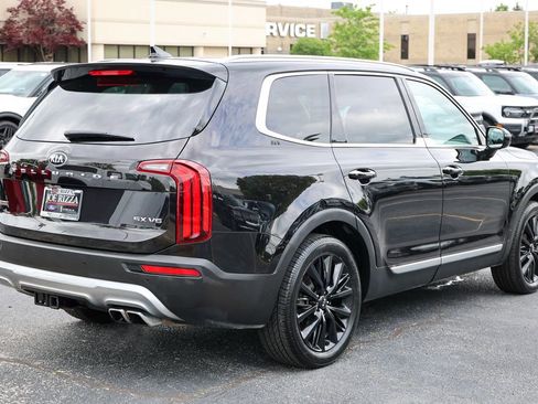 Used 2021 Kia Telluride SX w/ Towing Package FWD image 14