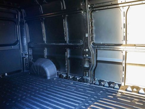 New 2026 RAM ProMaster 2500 w/ Upfitter's Prep Package image 18