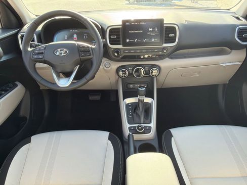 New 2026 Hyundai Venue SEL image 22