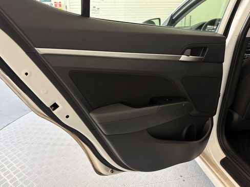 Used 2020 Hyundai Elantra SEL w/ Cargo Package (C1) FWD image 22