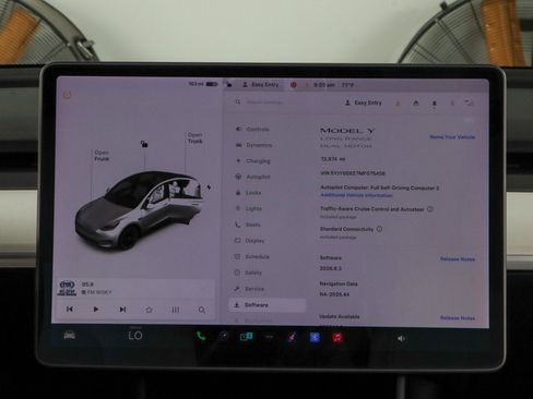 Used 2021 Tesla Model Y Long Range AWD/4WD image 15