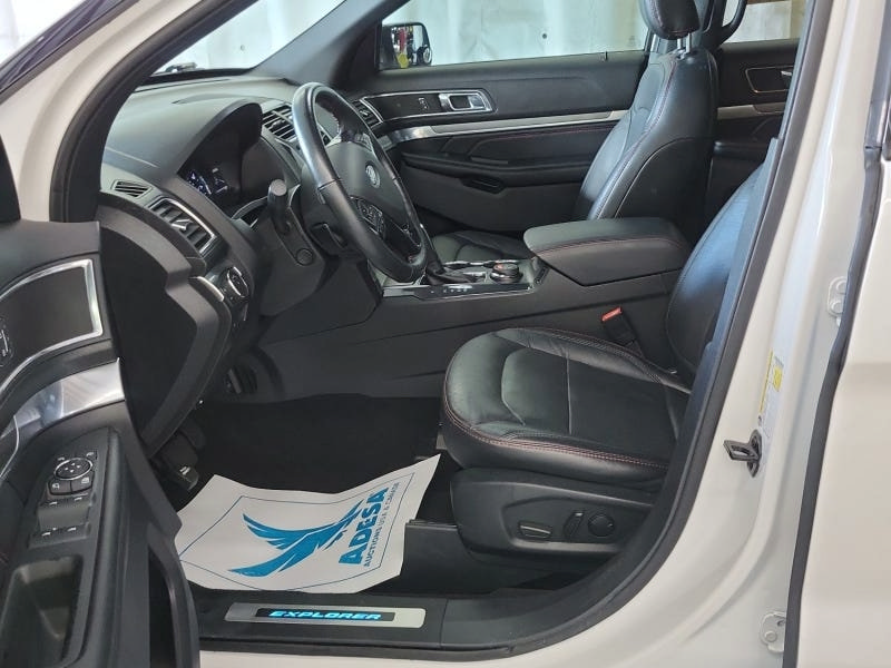 Used 2019 Ford Explorer Sport w/ Equipment Group 401A AWD/4WD image 5