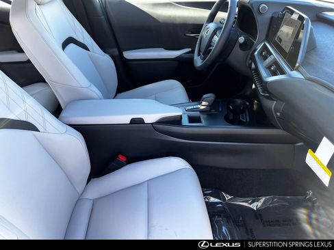 New 2026 Lexus UX 300h 300h image 25