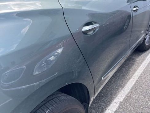 Used 2024 Buick Enclave Essence w/ Technology Package FWD image 9