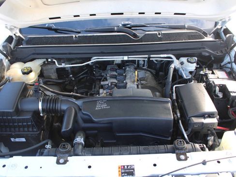 Used 2018 Chevrolet Colorado W/T image 14