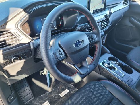 Used 2024 Ford Escape ST-Line w/ Equipment Group 301A image 13