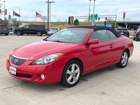 Used 2006 Toyota Solara SLE image 4