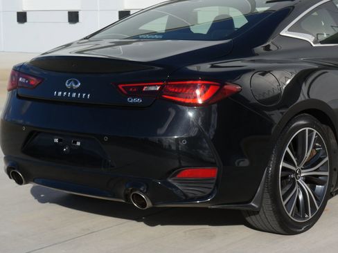 Used 2021 INFINITI Q60 3.0t Luxe image 18