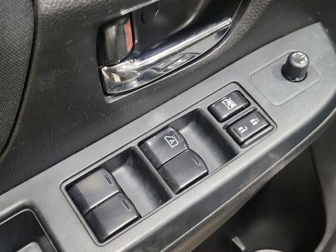 Used 2013 Subaru Impreza 2.0i Premium w/ All-Weather Pkg image 27