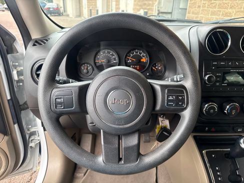 Used 2015 Jeep Patriot Sport w/ Power Value Group FWD image 15
