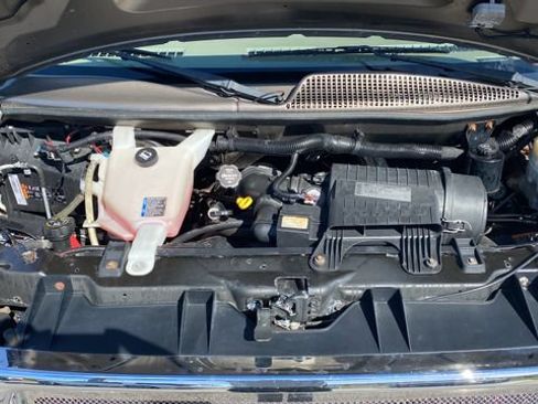 Used 2013 GMC Savana 2500 Extended RWD image 29