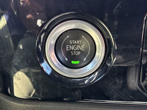 Used 2023 GMC Sierra 1500 Elevation AWD/4WD image 17